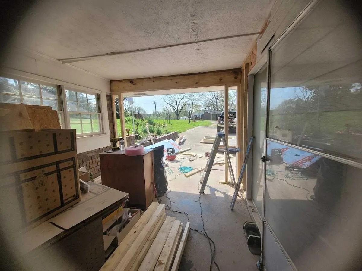 Air movers and dehumidifier for Drying & Dehumidification in Kenton